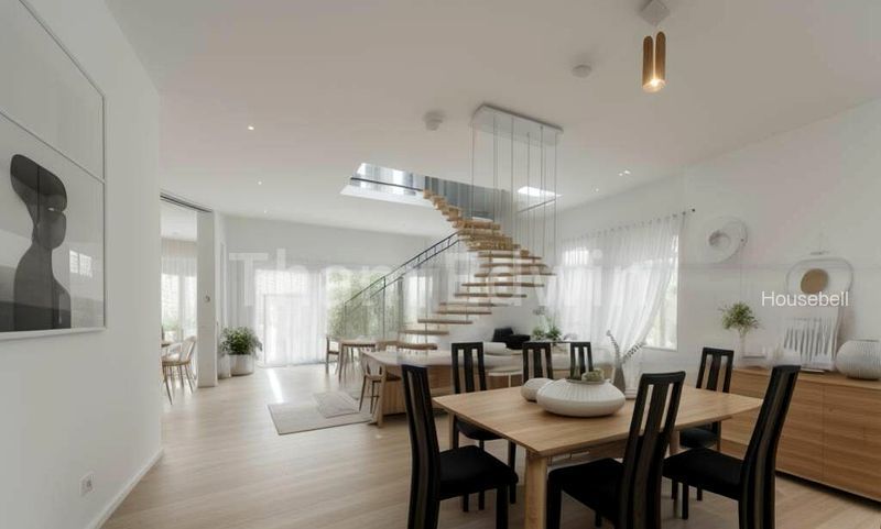 Hillside Drive(4)