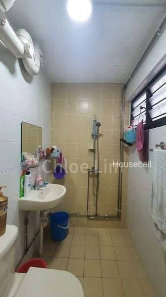 802 Woodlands Street 81(6)