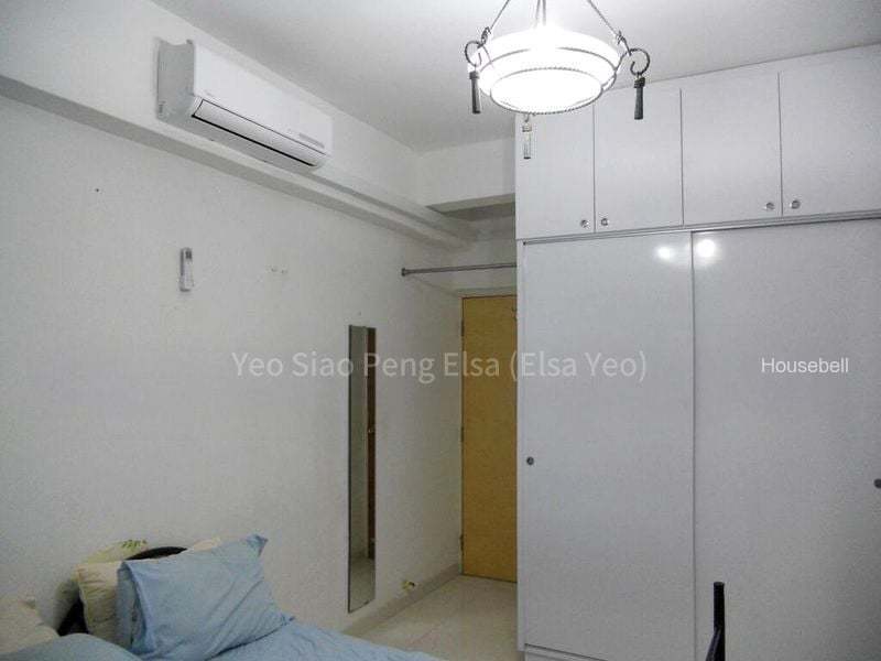 Lakepoint Condo(2)
