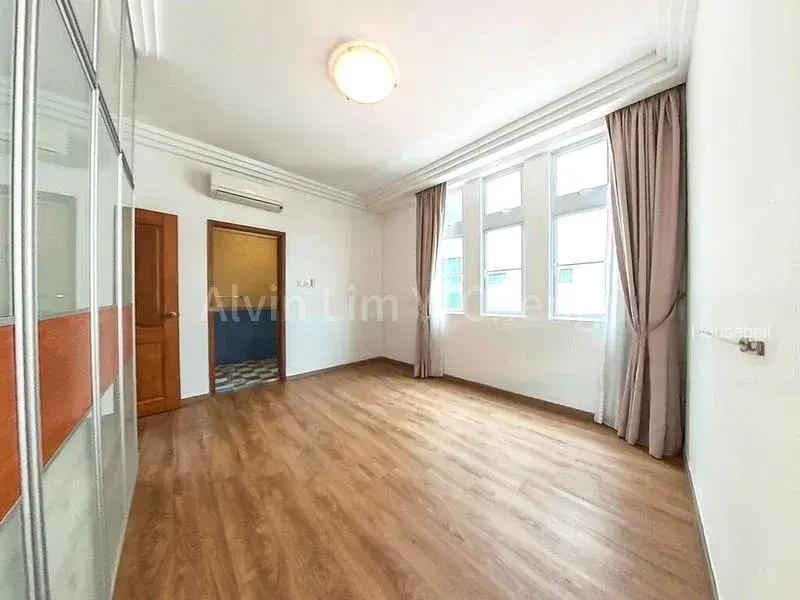Dunearn Estate, S$ 13,000,000, 5,338 sqft, Landed - Bungalow House