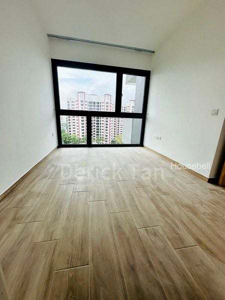 The Lakefront Residences(6)
