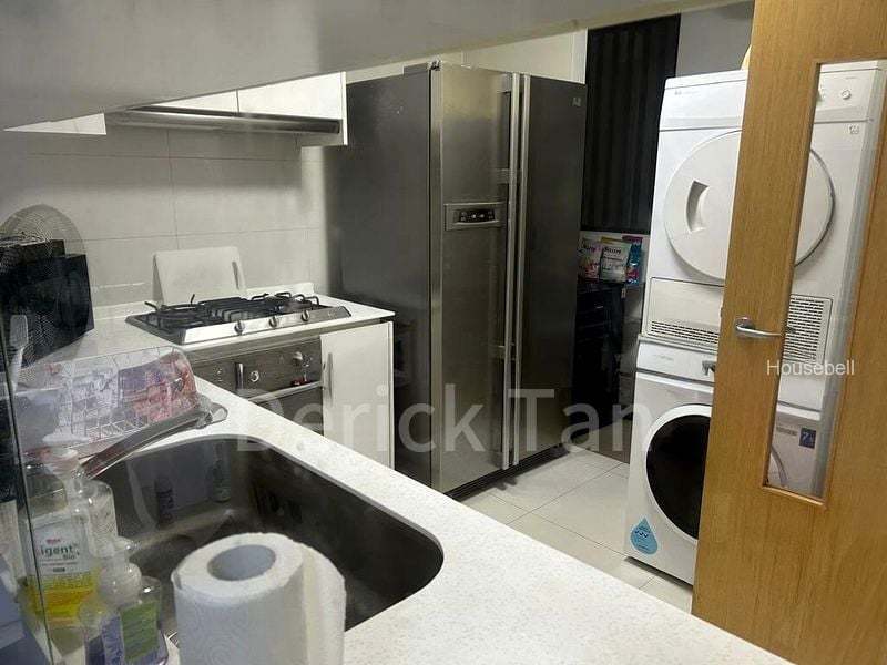 The Lakefront Residences(3)