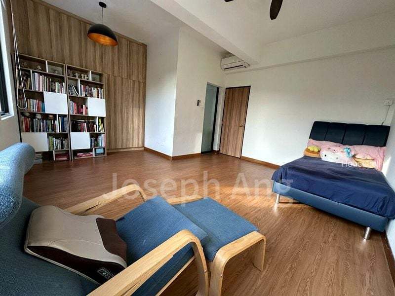 Lakeside Grove, S$ 2,000 /mo, 320 sqft, Landed - Terraced House
