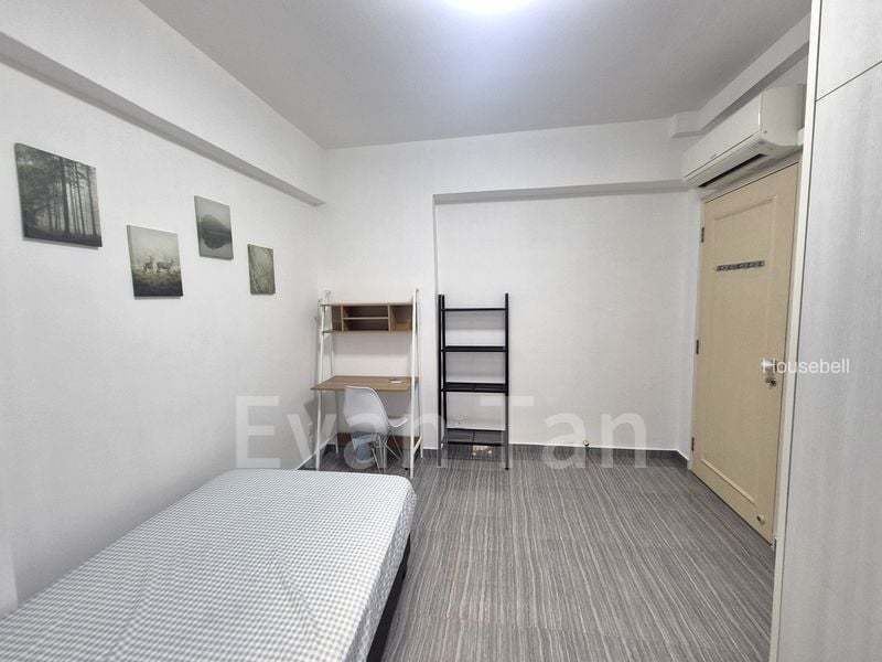 Emerald Park, S$ 1,400 /mo, 150 sqft, Condos - Condominium