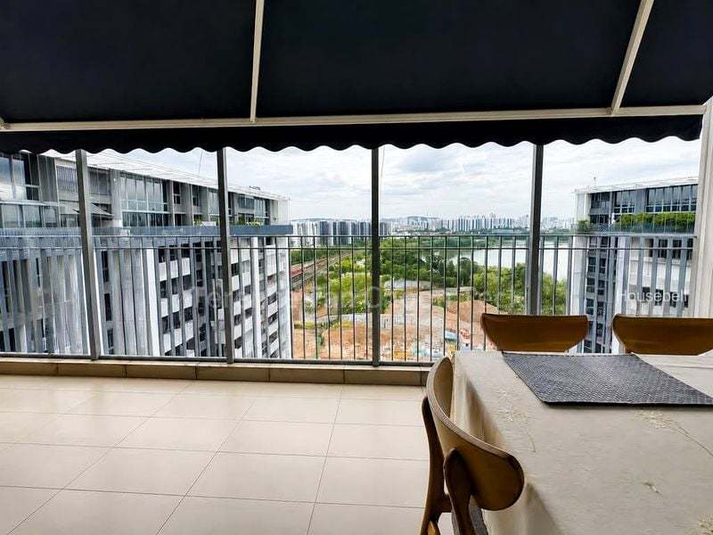 The Lakefront Residences(2)