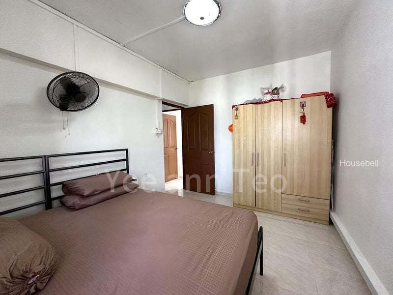 739 Yishun Avenue 5(4)