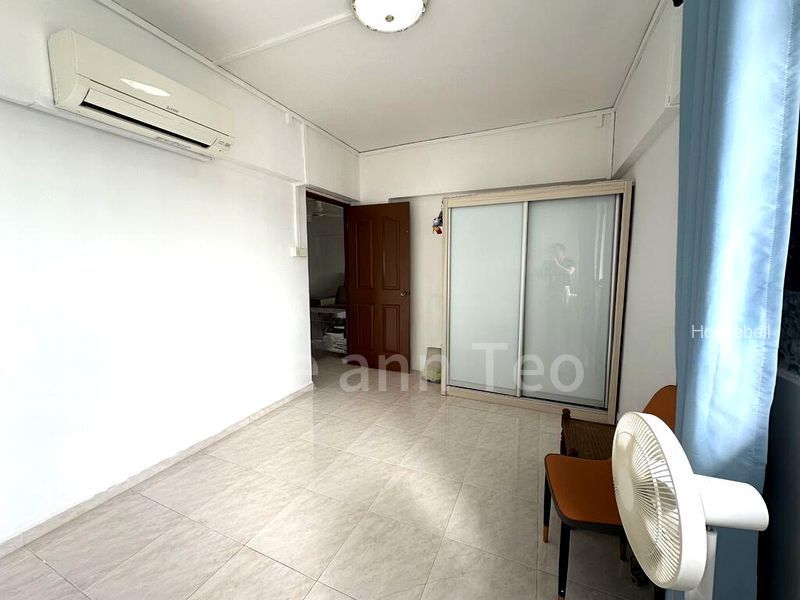 739 Yishun Avenue 5, S$ 1,100 /mo, 150 sqft, HDB - 4 NG