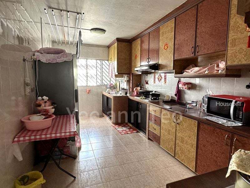 739 Yishun Avenue 5(2)