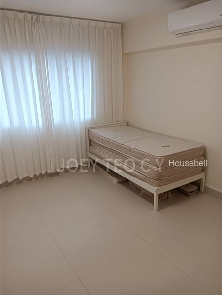 920 Jurong West Street 92(6)