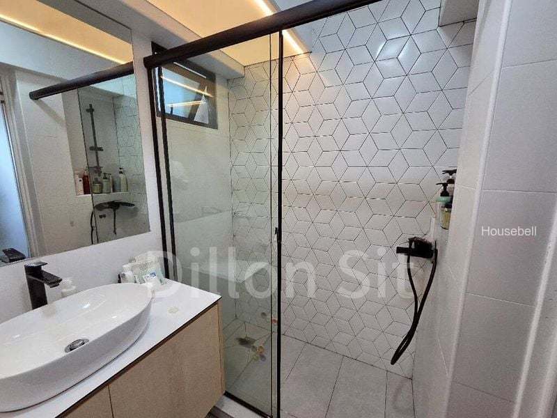 86 Dawson Road(2)