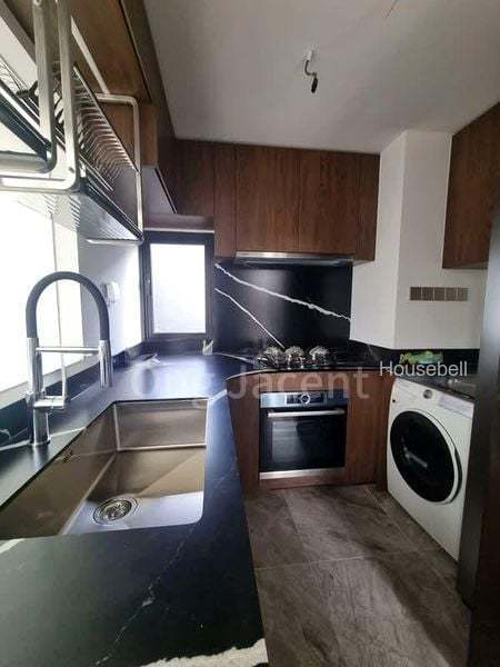 3 Bed Condo for Sale in  The Commodore(5)