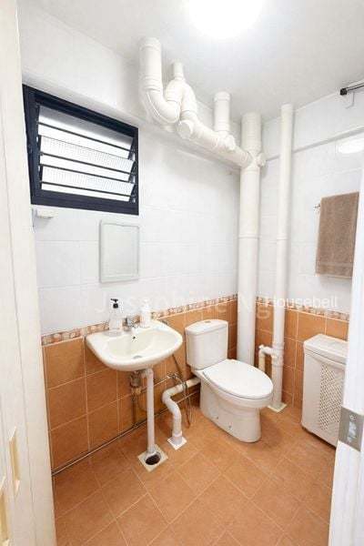 232 Yishun Street 21, S$ 658,000, 1,302 sqft, 组屋 - 5 I