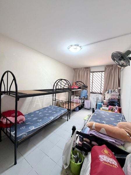 826 Jurong West Street 81, S$ 1,000 /月, 12 sqft, 组屋 - 4 STD