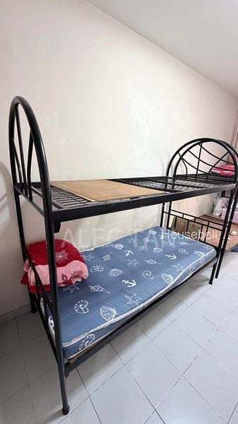 826 Jurong West Street 81