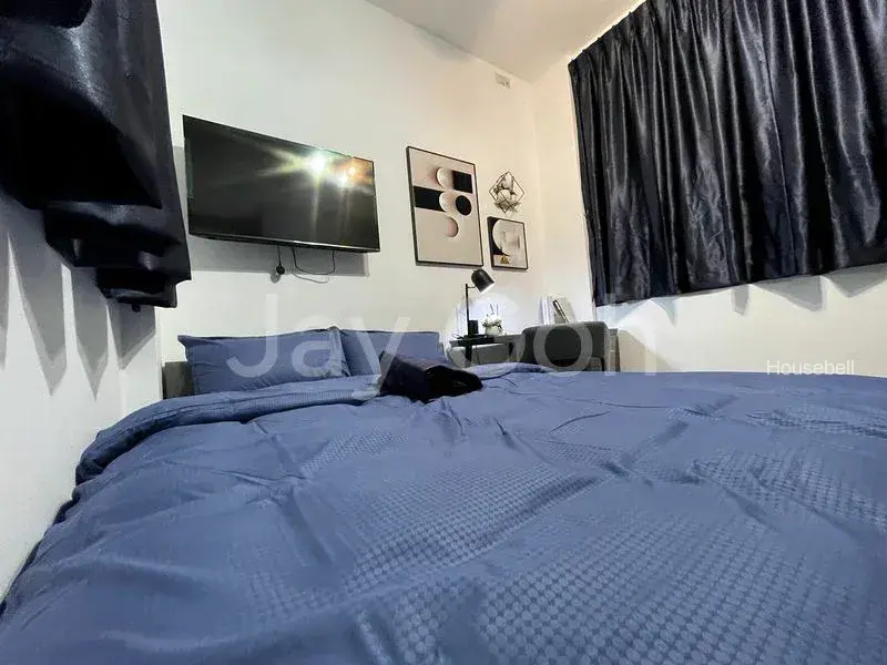 Corner Terrace for Room Rent: 27 Niven Road(4)