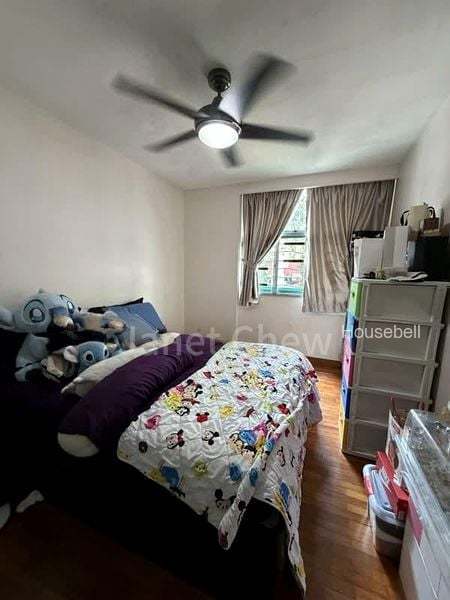 689B Woodlands Drive 75(6)