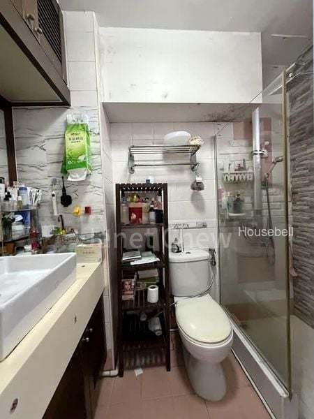 689B Woodlands Drive 75(5)