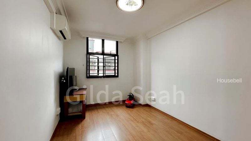 341B Sembawang Close, S$ 680,000, 1,195 sqft, HDB - 5 Generic