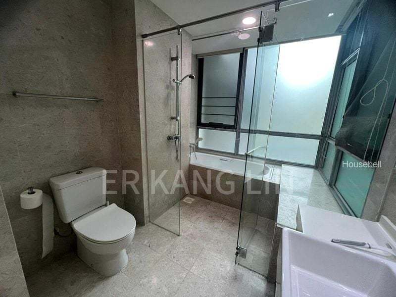 ClementiWoods Condominium, S$ 2,500 /月, 250 sqft, 公寓 - Condominium