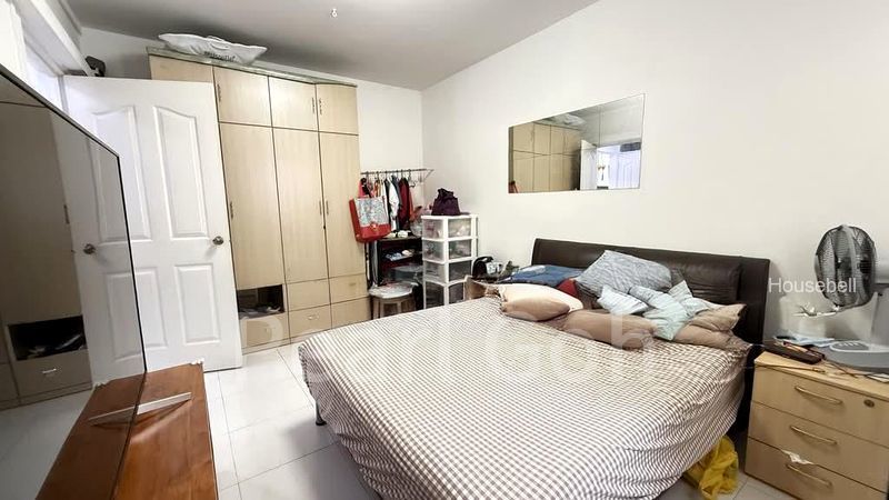 825 Yishun Street 81(4)