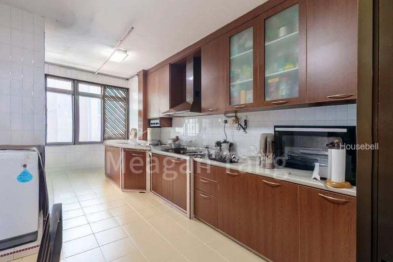 366 Yishun Ring Road, S$ 720,000, 1,313 sqft, HDB - 5 I