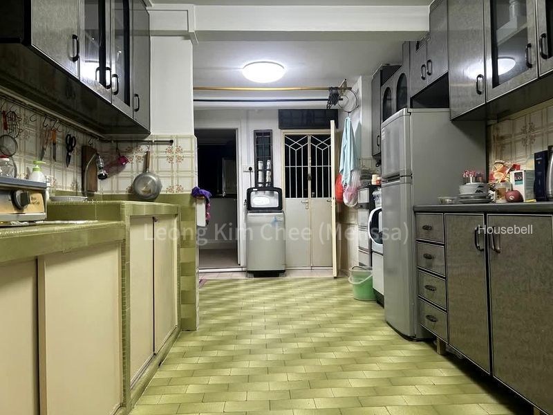 115 Lorong 1 Toa Payoh, S$ 1,350 /mo, 100 sqft, HDB - 1 Room