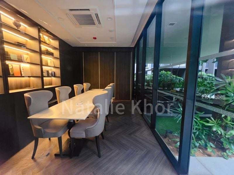Park Colonial, S$ 2,900,000, 1,195 sqft, Condos - Condominium