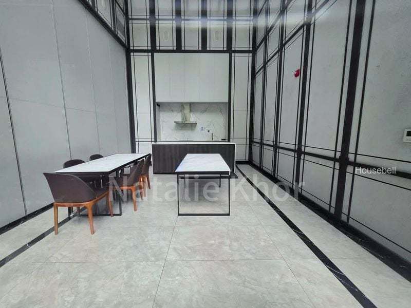 Park Colonial, S$ 2,900,000, 1,195 sqft, Condos - Condominium