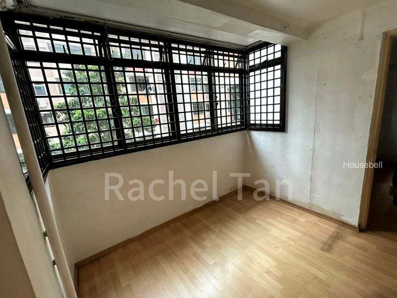 109 Commonwealth Crescent(6)