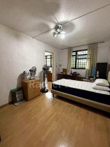 109 Commonwealth Crescent, S$ 380,000, 721 sqft, HDB - 3 STD