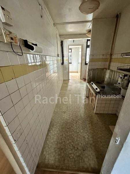 109 Commonwealth Crescent, S$ 380,000, 721 sqft, HDB - 3 STD