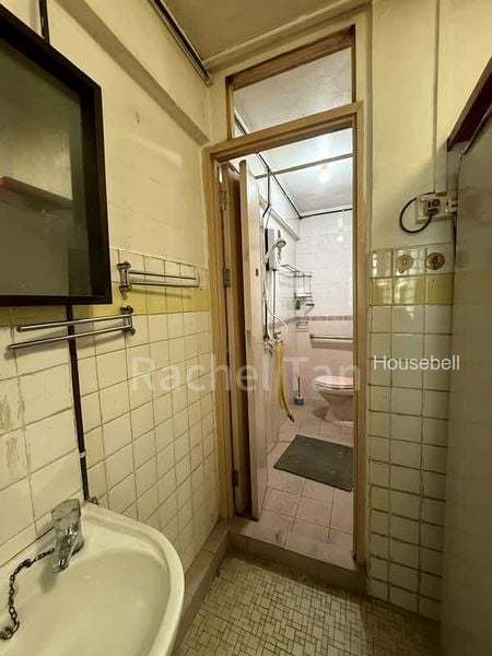 109 Commonwealth Crescent(5)