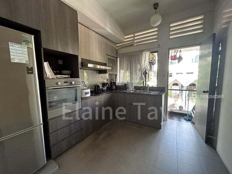 Terraced House for Room Rent: 7-8 minutes' walk to Paya Lebar MRT(3)