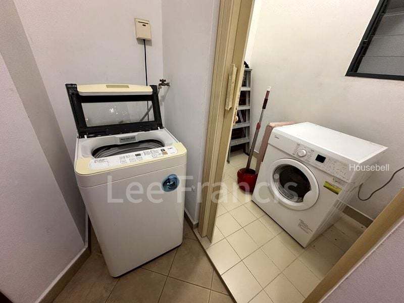 East Meadows, S$ 1,150 /月, 120 sqft, 公寓 - Condominium