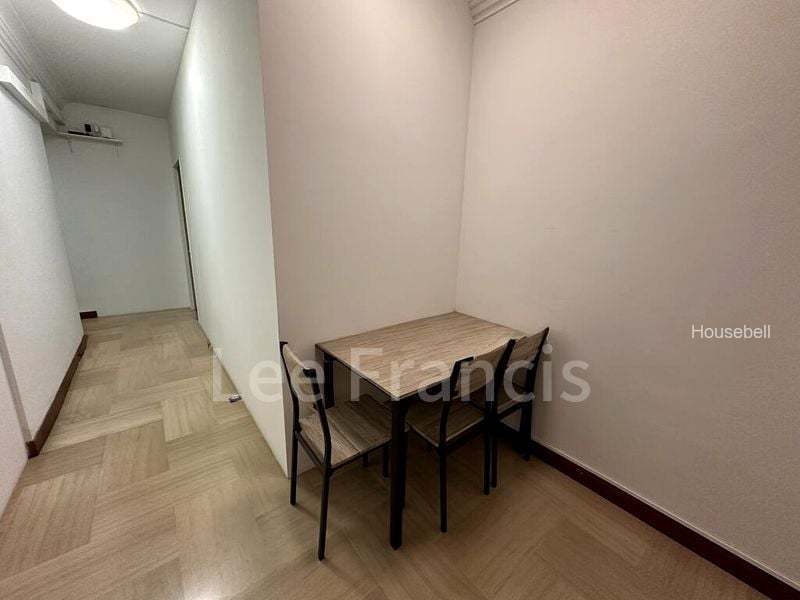 East Meadows, S$ 1,150 /月, 120 sqft, 公寓 - Condominium