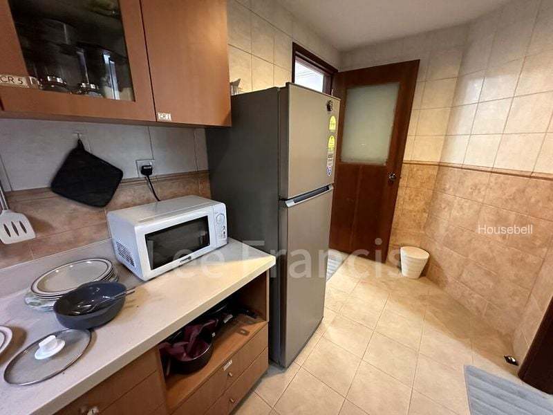East Meadows, S$ 1,150 /月, 120 sqft, 公寓 - Condominium