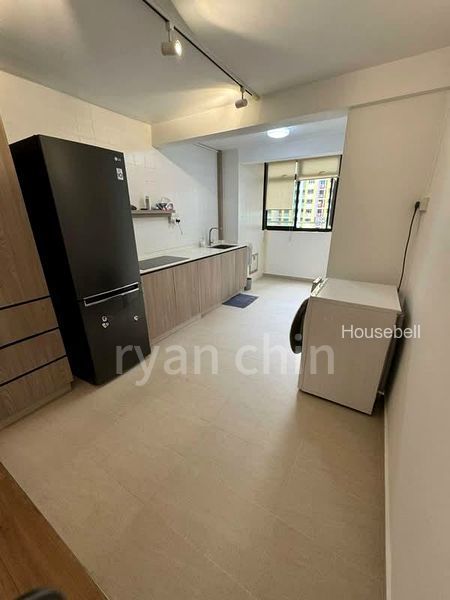 125 Lorong 1 Toa Payoh, S$ 3,400 /月, 721 sqft, 组屋 - 3 I