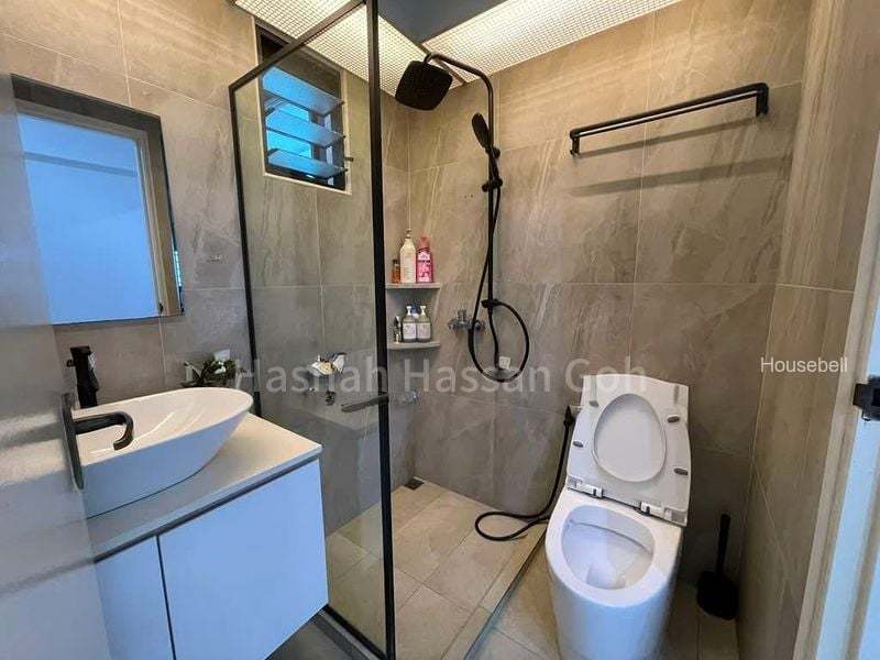 4 Room (4A) HDB for Sale in  333A Yishun Street 31, S$ 600,000, 990 sqft, 组屋 - 4 A