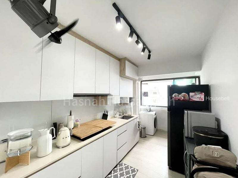 4 Room (4A) HDB for Sale in  333A Yishun Street 31, S$ 600,000, 990 sqft, 组屋 - 4 A
