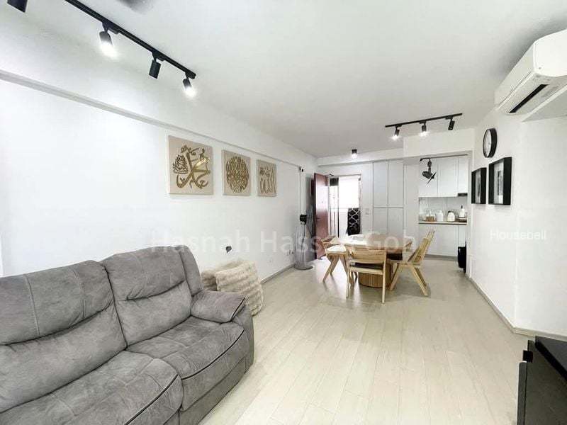 4 Room (4A) HDB for Sale in  333A Yishun Street 31, S$ 600,000, 990 sqft, 组屋 - 4 A