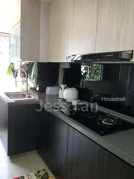 3-Room HDB for Room Rent: 521 Bedok North Avenue 1