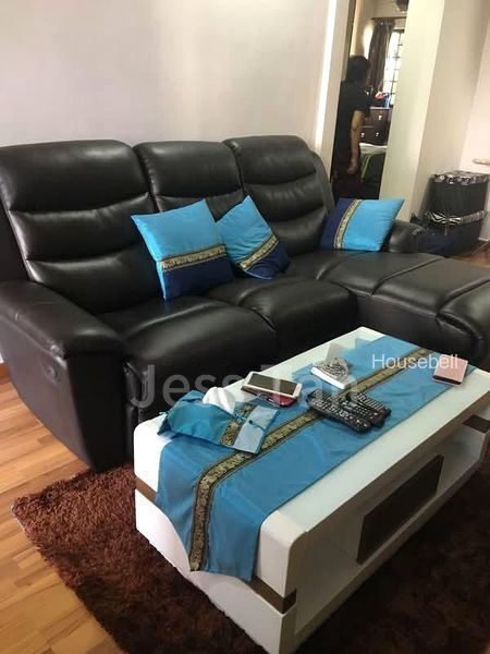 3-Room HDB for Room Rent: 521 Bedok North Avenue 1, S$ 900 /月, 150 sqft, 组屋 - 3 A