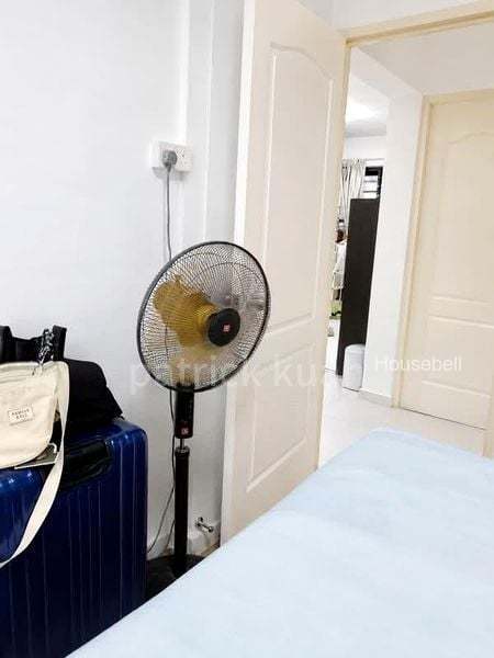 305 Clementi Avenue 4, S$ 1,800 /mo, 130 sqft, HDB - 3 A