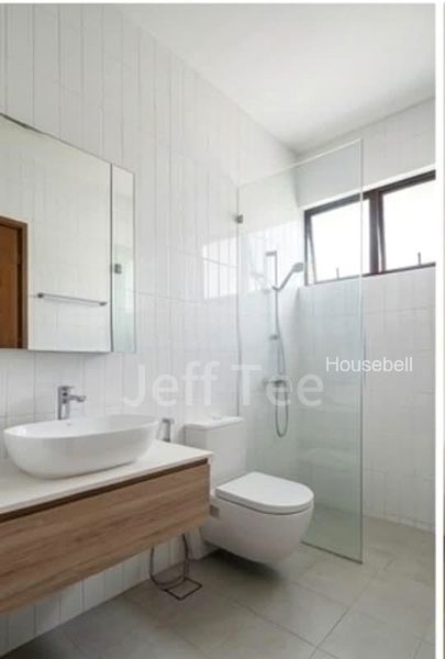 Hedges Park Condominium(2)