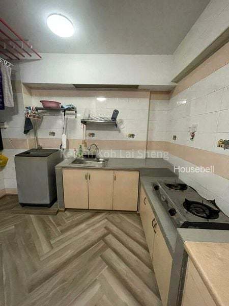690D Woodlands Drive 75(4)