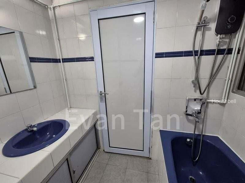 Ava Towers, S$ 1,700 /mo, 200 sqft, Condos - Apartment