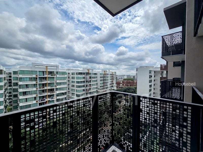 Sceneca Residence, S$ 4,199 /mo, 689 sqft, Condos - Condominium