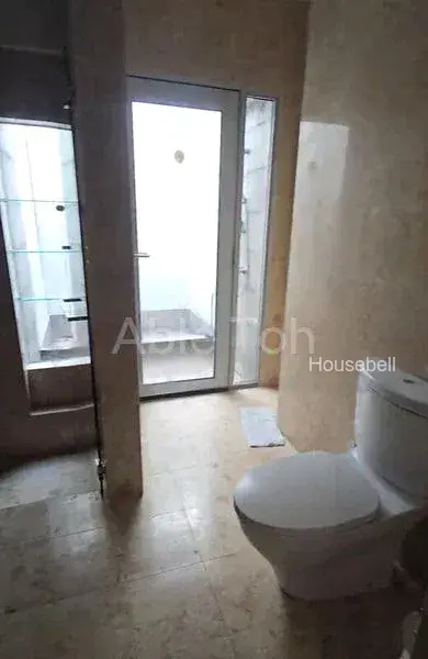 The Spectrum, S$ 2,250 /mo, 150 sqft, Condos - Condominium