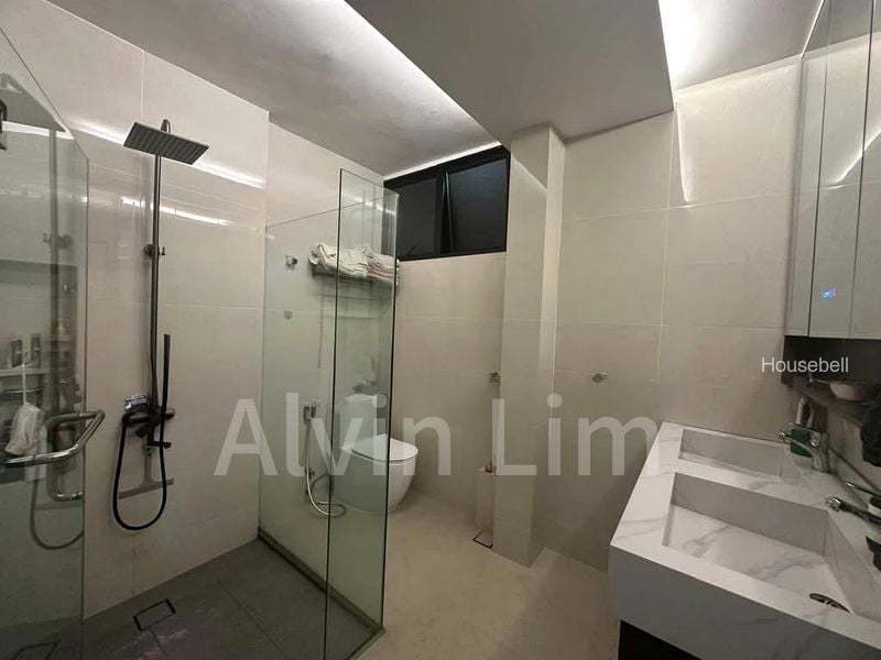 5 Bed Semi-Detached House (Landed) for Sale in  Langsat Road(1)