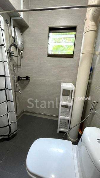 660D Jurong West Street 64(6)